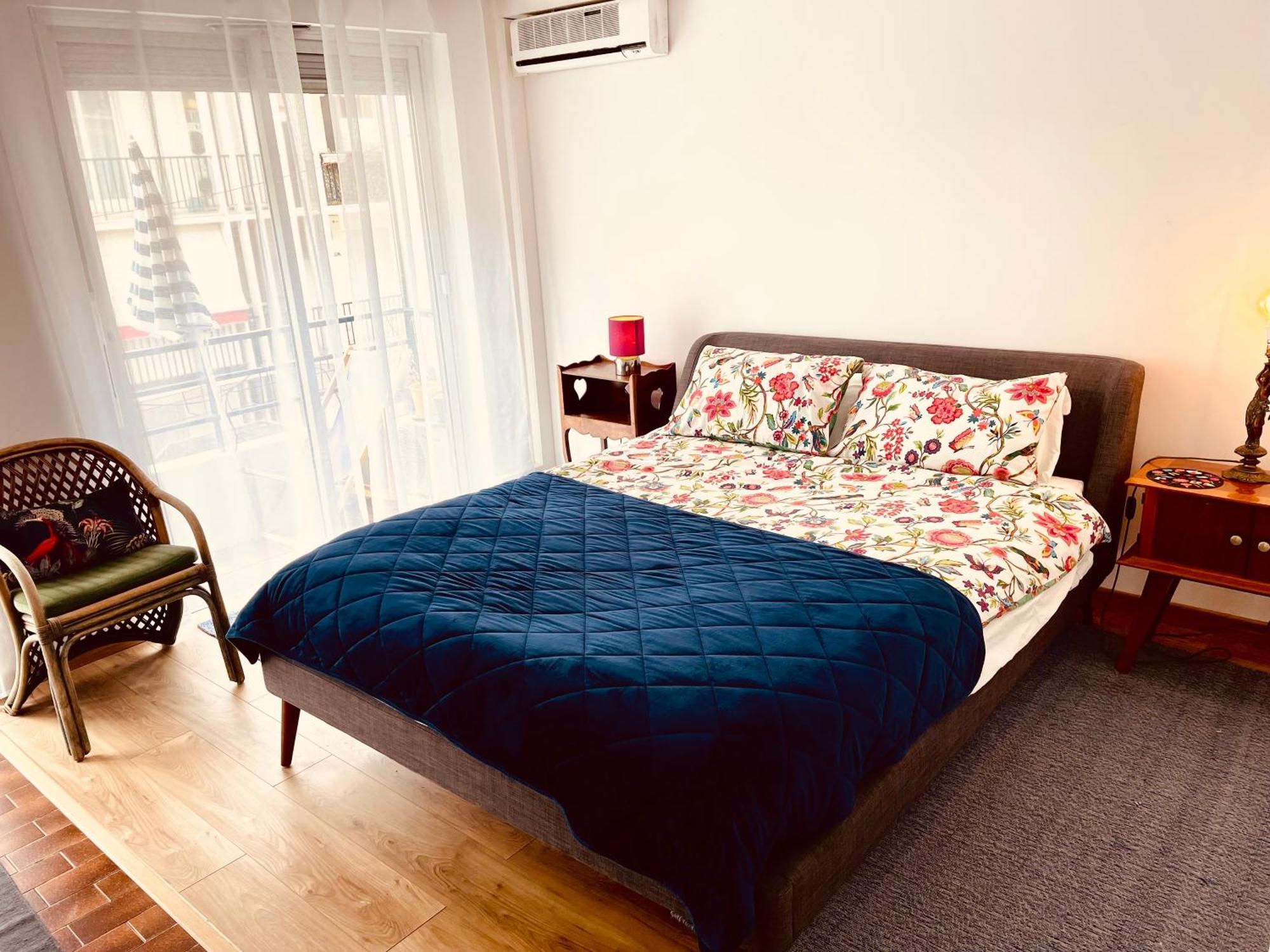 Elegant, Spacious, Central Διαμέρισμα Νίκαια Εξωτερικό φωτογραφία